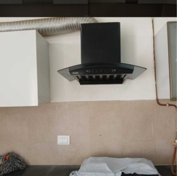 Kitchen in 2.5 BHK Apartment at Prestige Royale Gardens, Avalahalli – for Rent