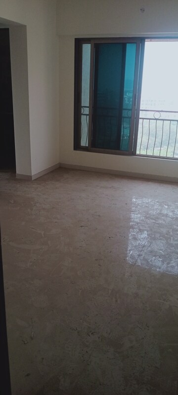 Room in 1 BHK Apartment at Bindra Sateri Legacy, Andheri East – for Rent