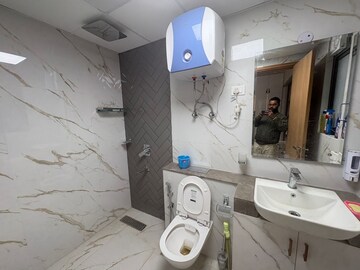 Bathroom in 3.5 BHK Apartment at M3M Heights, Sector 65 – for Rent