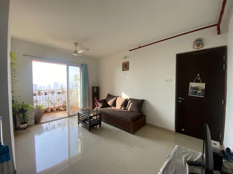 Living Room, puraniks-city-reserva 2 Bedroom 680 Sq.Ft. Apartment In Ghodbunder Road Thane 10003946