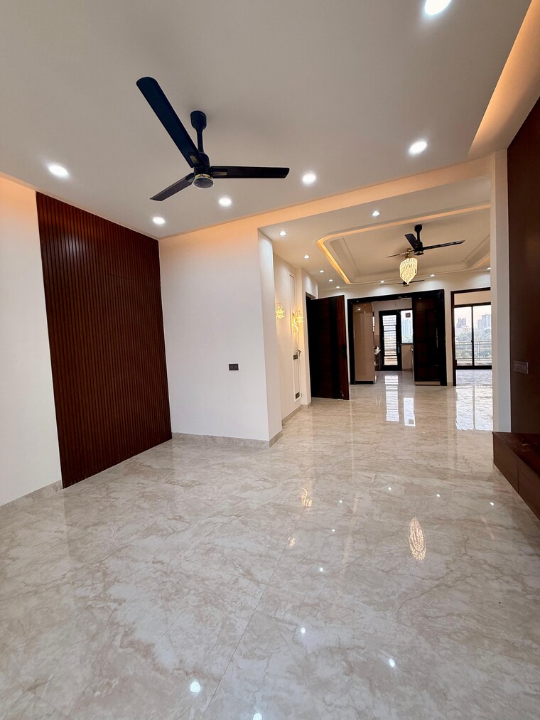 Room, sector 48 5 Bedroom 502 Sq.Yd. Builder Floor In Sector 48 Gurgaon 10003967