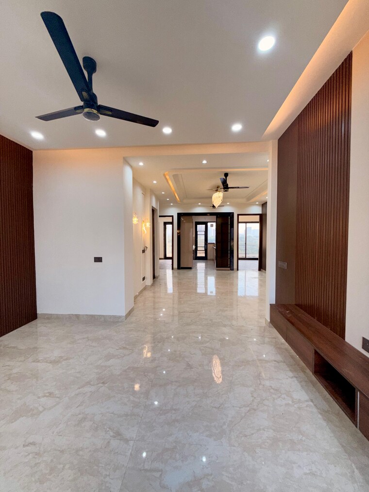 Room, sector 48 5 Bedroom 502 Sq.Yd. Builder Floor In Sector 48 Gurgaon 10003967