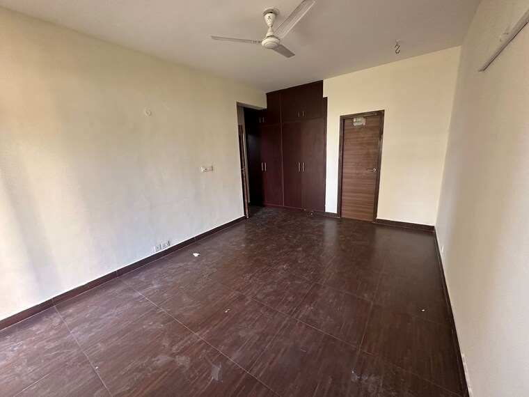 Room, signature-global-the-millennia 2 Bedroom 1050 Sq.Ft. Apartment In Sector 37d Gurgaon 10003990