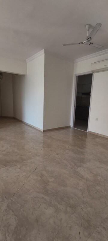 Room in 3 BHK Apartment at Hiranandani Gardens Eldora, Powai – for Rent