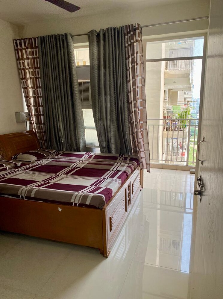 Balcony, suncity-avenue-102 2 Bedroom 700 Sq.Ft. Apartment In Sector 102 Gurgaon 10004274