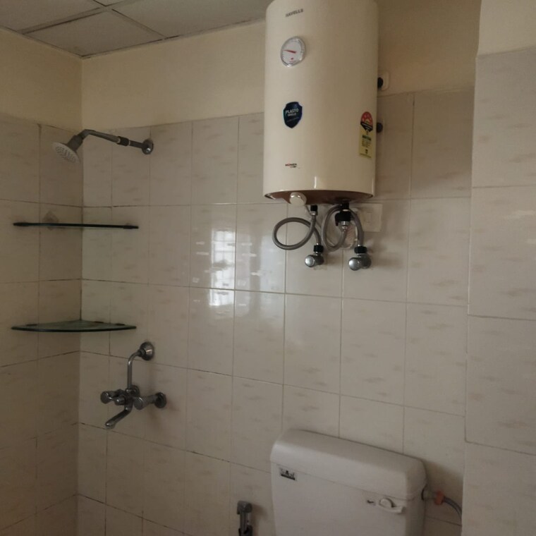Bathroom, emenox-brave-hearts 2 Bedroom 1150 Sq.Ft. Apartment In Raj Nagar Extension Ghaziabad 10004383