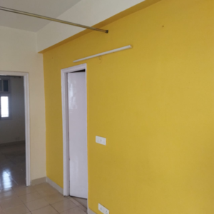 Room in 2 BHK Apartment at Emenox Brave Hearts, Raj Nagar Extension – for Rent