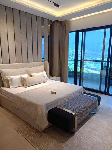 Bedroom in 5 BHK Villa at Sushant Lok 2, Sector 57 – for Sale