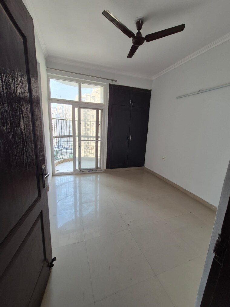 Room, amrapali-heartbeat-city 2 Bedroom 1195 Sq.Ft. Apartment In Sector 107 Noida 10004424