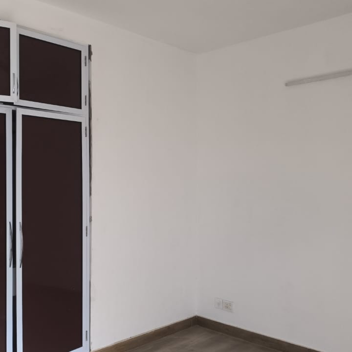 3 BHK + Pooja Room,Extra Room Apartment For Sale in Amolik Sankalp
