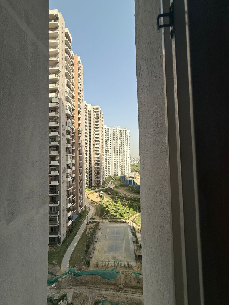 undefined, maxblis-grand-kingston 1 Bedroom 615 Sq.Ft. Apartment In Sector 75 Noida 10004459
