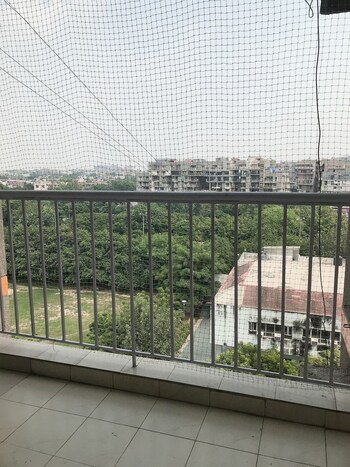 3.5 BHK Flat for Sale in Vasant Kunj, Delhi