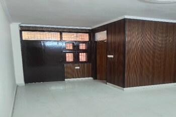 3 BHK Builder Floor for Sale in Dwarka Mor, Delhi