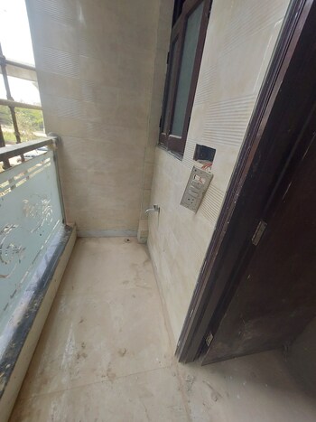 1.5 BHK Builder Floor for Rent in New Ashok Nagar, Delhi