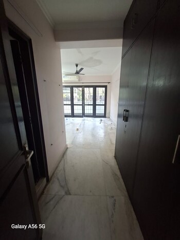 3 BHK Flat for Rent in Vasant Kunj, Delhi