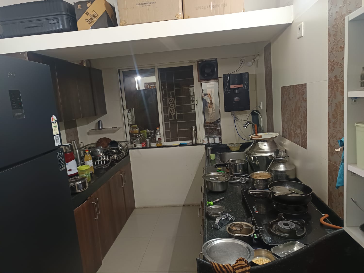 Team Area in 2 BHK Apartment at GK Rose Icon, Pimple Saudagar – for Sale