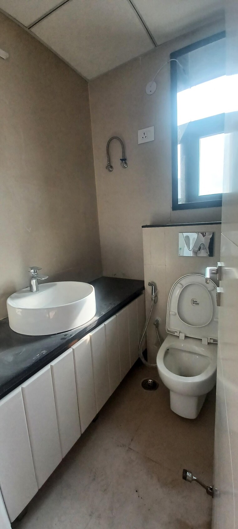 Bathroom, signature-global-city-63a 3 Bedroom 1350 Sq.Ft. Apartment In Sector 63a Gurgaon 10015538