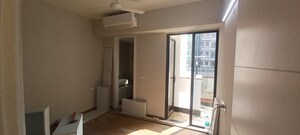 Room in 3 BHK Apartment at Signature Global City 63A, Sector 63a – for Sale