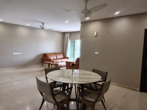 Team Area in 3 BHK Apartment at Koramangala – for Rent