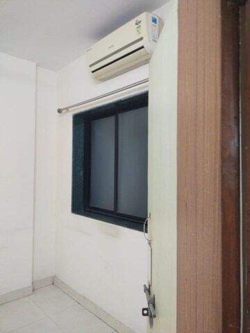 Room in 1 BHK Apartment at Mhada Bombay Dyeing Mill, Wadala – for Rent