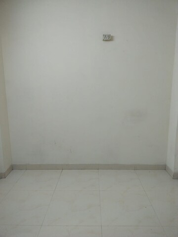 Room in 1 BHK Apartment at Mhada Bombay Dyeing Mill, Wadala – for Rent