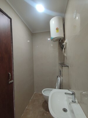 Bathroom in 1 RK Apartment at Saket – for Rent