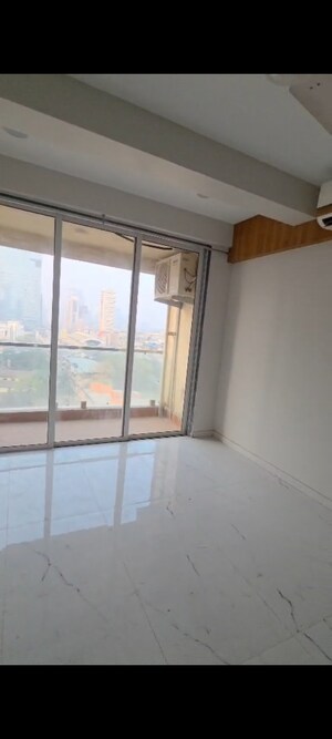 Room in 2 BHK Apartment at Hatdia Ison Height, Lower Parel – for Rent