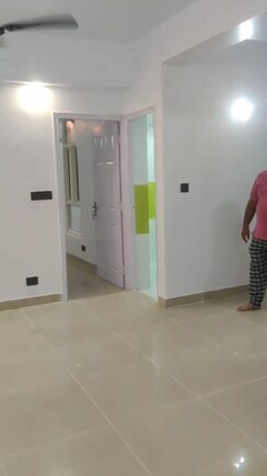 2 BHK Apartment For Rent in Supertech Cape Town