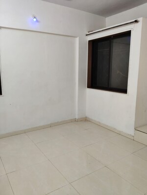 Room in 1 BHK Apartment at Puraniks Kanchanpushp Complex, Kavesar – for Rent