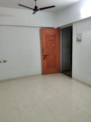 Room in 1 BHK Apartment at Puraniks Kanchanpushp Complex, Kavesar – for Rent