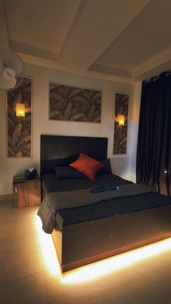 3.5 BHK + Study Room Apartment For Rent in Aarcity Regency Park