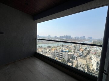 Room in 2.5 BHK Apartment at Pristine Allure, Kharadi – for Rent