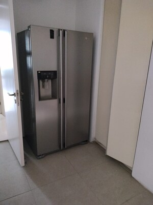 Building Lobby in 3 BHK Apartment at Haiderpur – for Rent