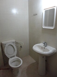 2.5 BHK + Pooja Room,Servant Room,Study Room Apartment For Rent in GK Rose County