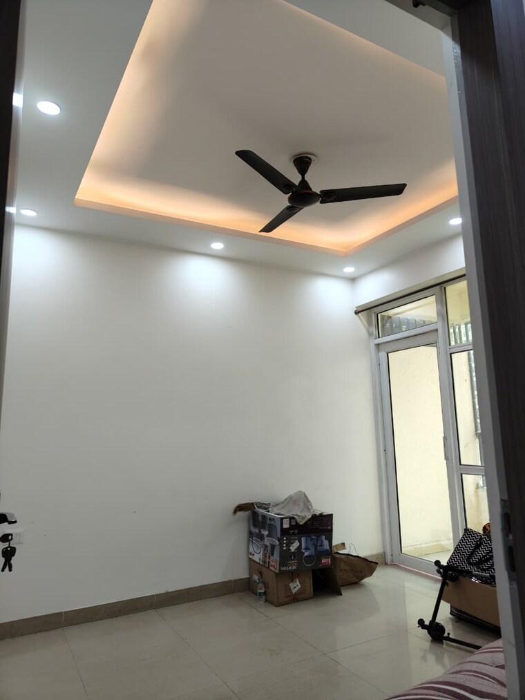 Room, gaur-city-2-11th-avenue 3.5 Bedroom 1420 Sq.Ft. Apartment In Sector 16c Greater Noida Greater Noida 10015379
