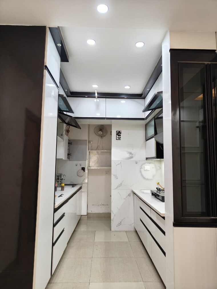 Bathroom, gaur-city-2-11th-avenue 3.5 Bedroom 1420 Sq.Ft. Apartment In Sector 16c Greater Noida Greater Noida 10015379