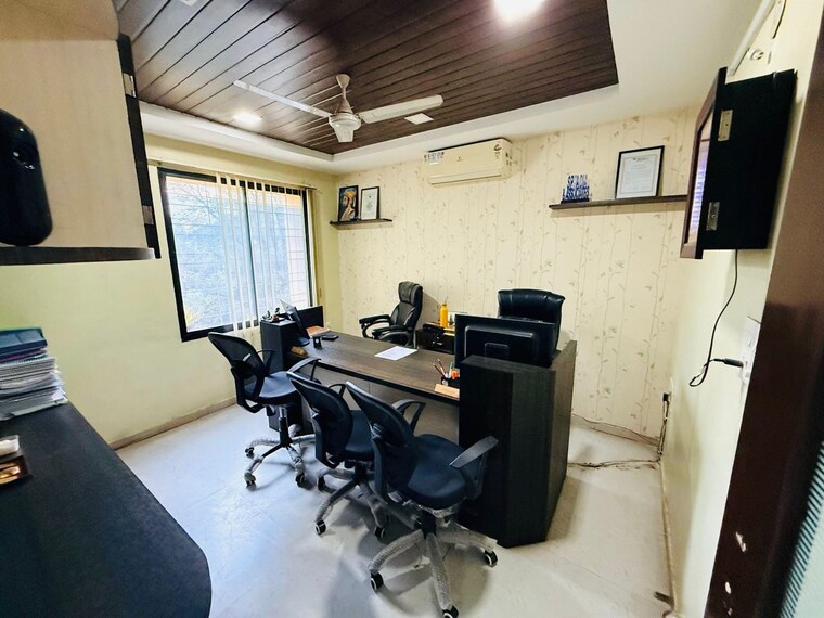 Team Area, deccan gymkhana Commercial Office Space 1080 Sq.Ft. In Deccan Gymkhana Pune 10015479