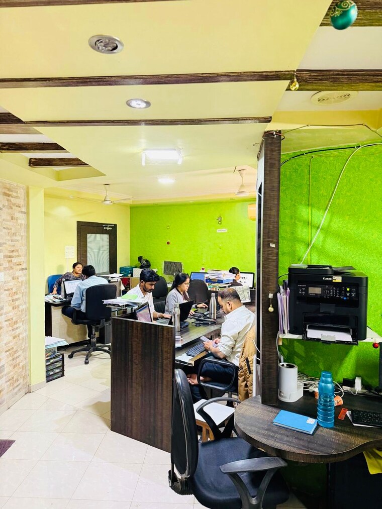 Team Area, deccan gymkhana Commercial Office Space 1080 Sq.Ft. In Deccan Gymkhana Pune 10015479