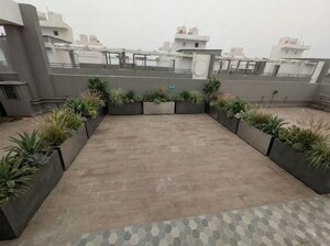 Parking in 2.5 BHK Builder Floor at Smart World Gems, Sector 89 – for Sale