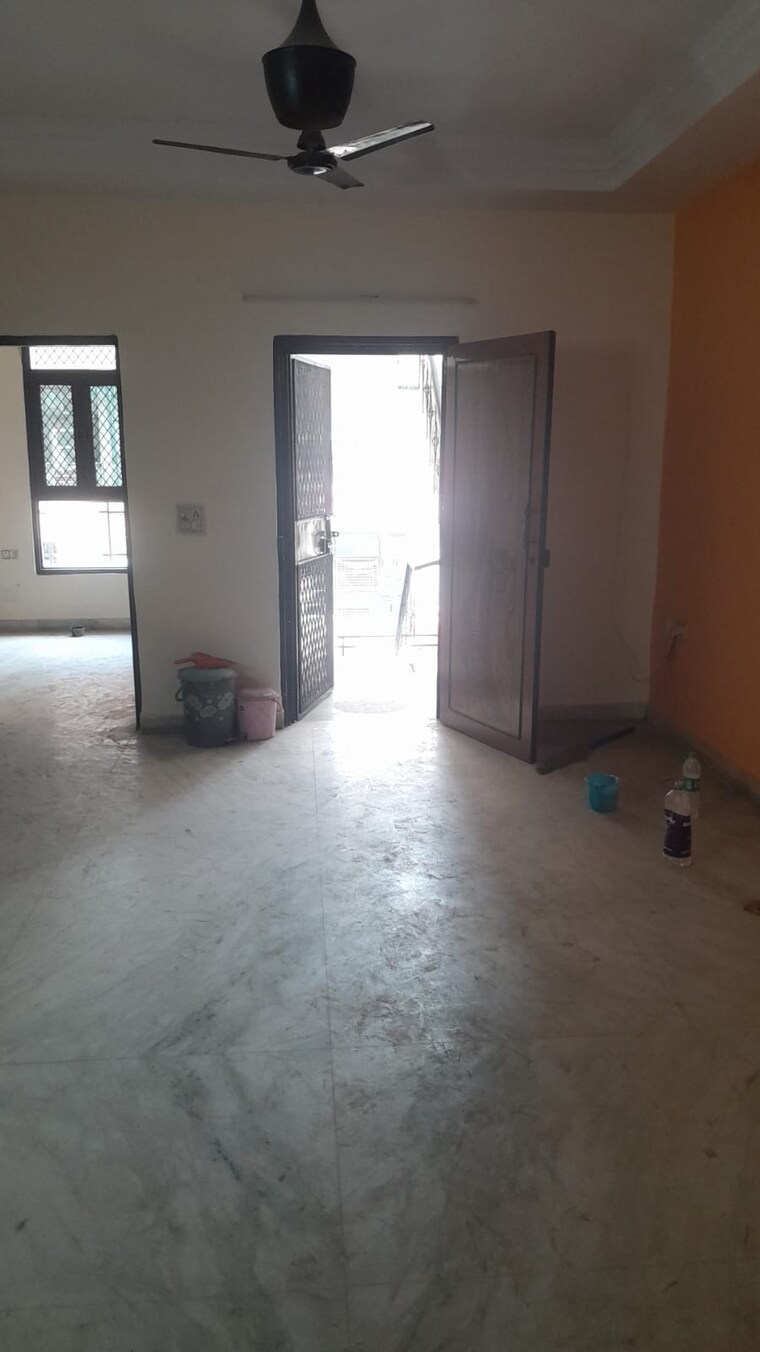 Room, aman-plaza 3 Bedroom 1200 Sq.Ft. Builder Floor In Shakti Khand iv Ghaziabad 10015483