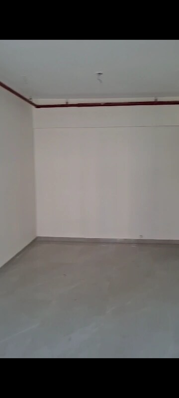 Room in 2 BHK Apartment at Vaibhavlaxmi East Syde, Ghatkopar East – for Rent