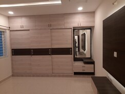 3 BHK + Pooja Room,Servant Room Apartment For Rent in Hallmark Sunnyside