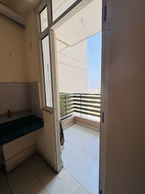 Bathroom in 1 BHK Apartment at Mehak Jeevan, Raj Nagar Extension – for Rent