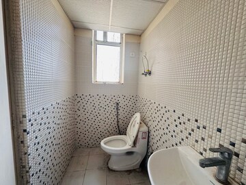 Bathroom in 1 BHK Apartment at Mehak Jeevan, Raj Nagar Extension – for Rent