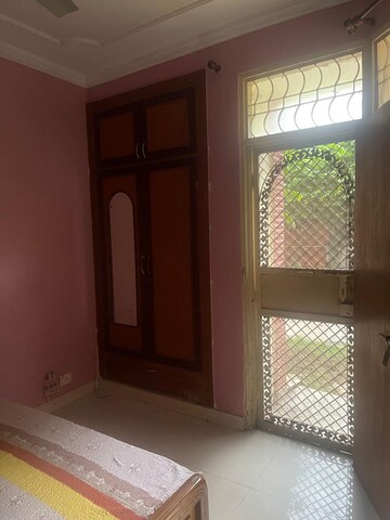 Room in 3 BHK Apartment at Dwarka – for Rent