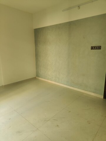 Room in 3 BHK Apartment at Shree Palaash Oak, Baner – for Rent