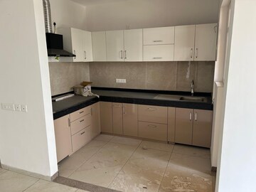 Kitchen in 3.5 BHK Apartment at Gomti Nagar – for Sale