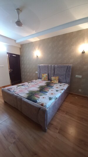 Bedroom in 3 BHK Apartment at Pir Machalla – for Rent