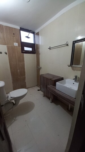 Bathroom in 3 BHK Apartment at Pir Machalla – for Rent
