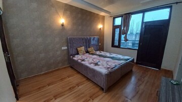 Bedroom in 3 BHK Apartment at Pir Machalla – for Rent